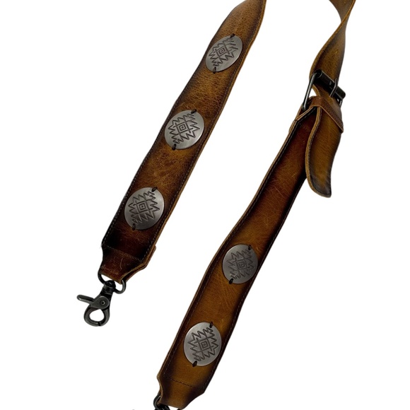 NWOT - Leather shoulder strap with silver accents - Picture 3 of 5